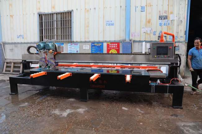 3200型巖板數(shù)控雙刀橋切機(jī)